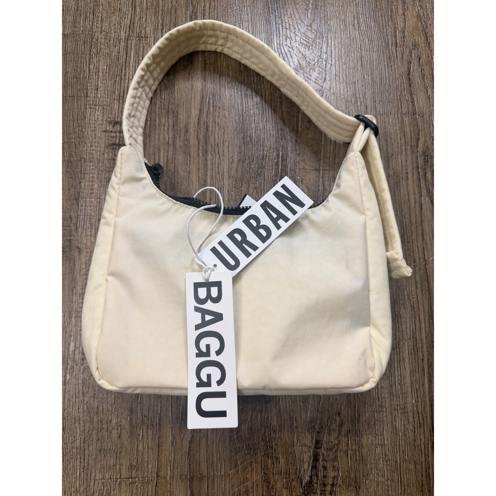 BAGGU Urban Outfitters Small Nylon Crescent Bag Ivory White NWT Shoulder Bag